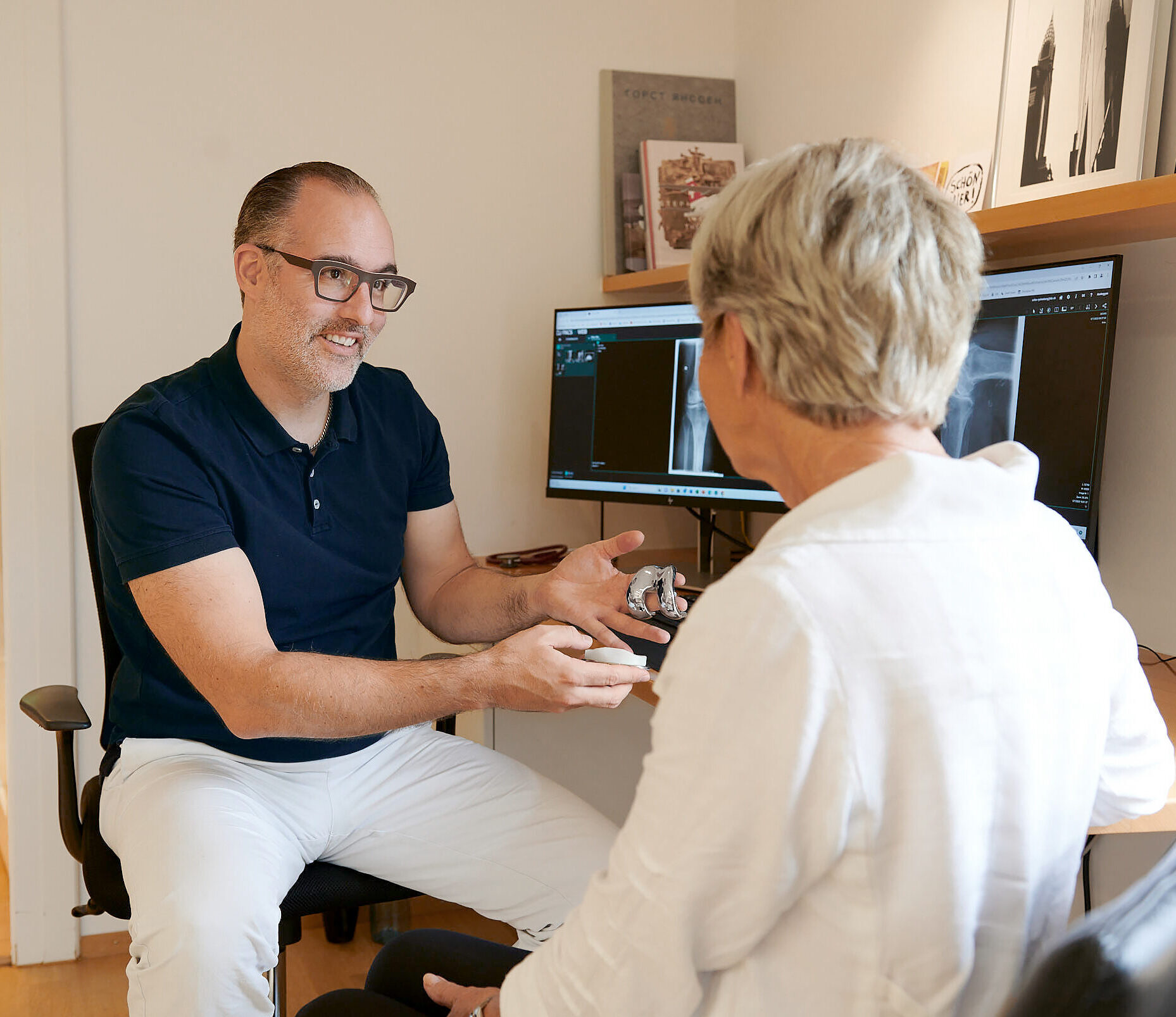 Ihre Facharztpraxis für massgeschneiderte Orthopädie: Orthopädie Rychenberg Winterthur - Telefon 052 213 22 77