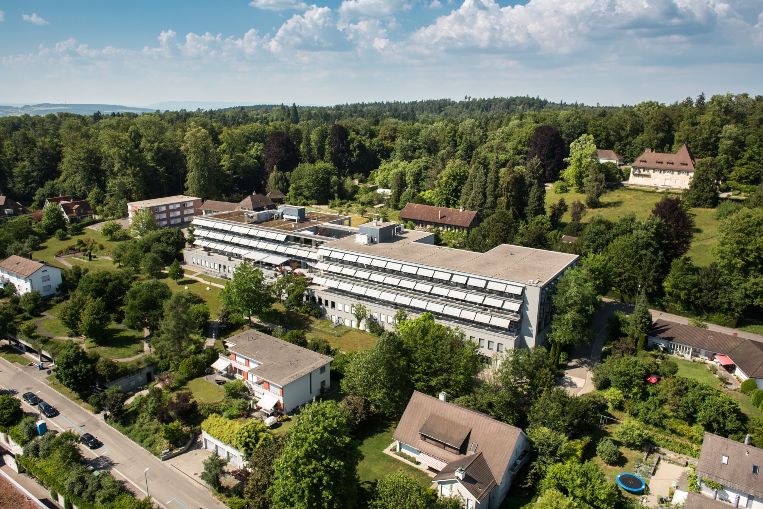 Privatklinik Lindberg - med. pract. Roman Maduz und Dr. med. Sebastian Ebert Belegärzte - Orthopädie Rychenberg Rychenbergstrasse 75 - Winterthur