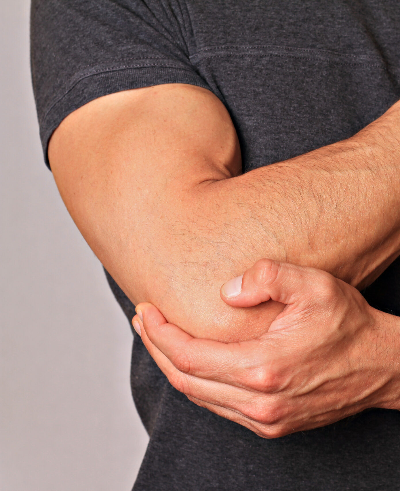 Ellbogen-Schmerzen? Ihr Spezialist in Winterthur: Orthopädie Rychenberg: Dr. med. Sebastian Ebert, med. pract. Roman Maduz - Tel. 052 213 22 77