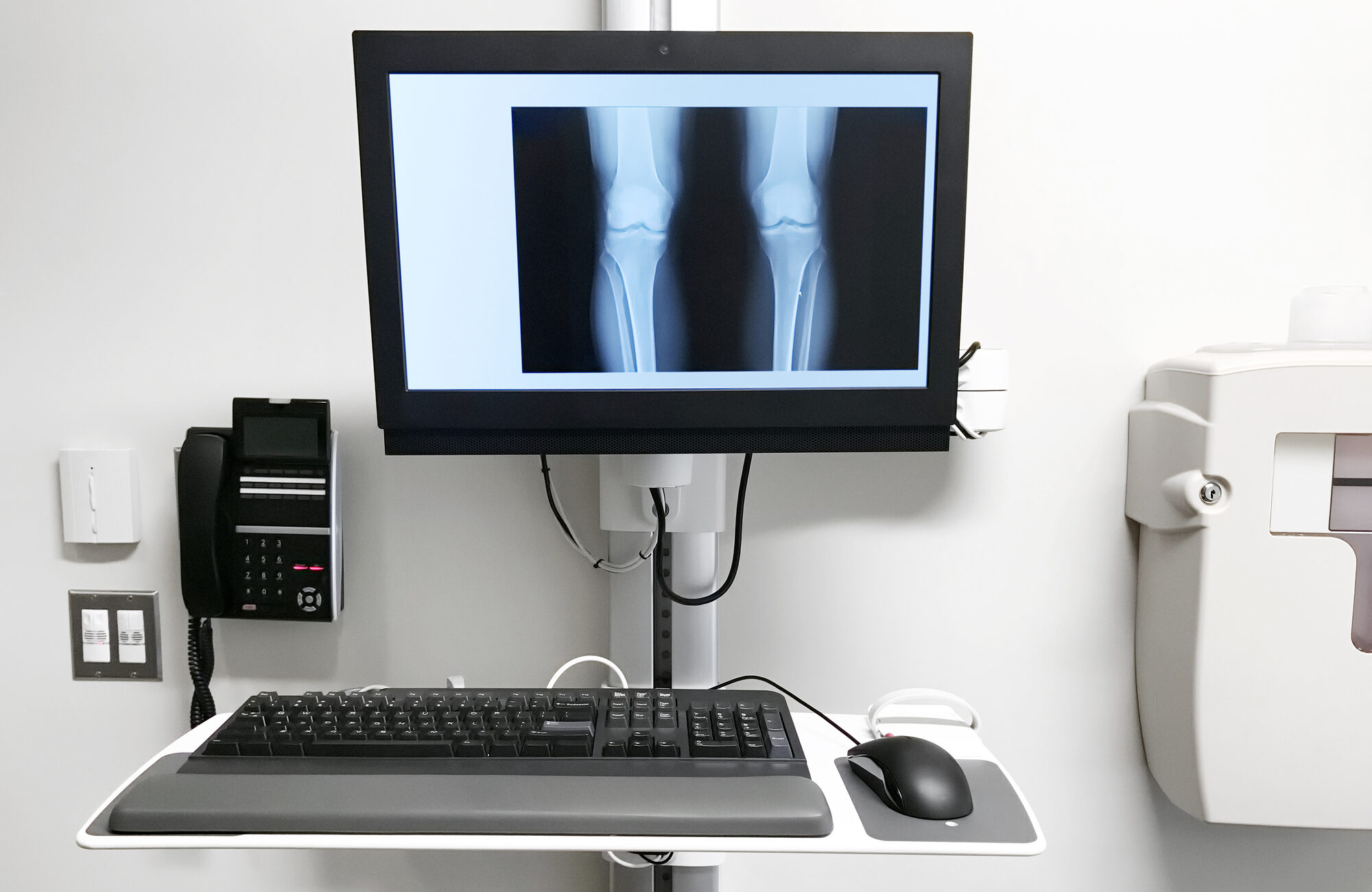 Ihre Facharztpraxis für massgeschneiderte Orthopädie: Digitales, modernes Röntgen, Orthopädie Rychenberg, Winterthur - Telefon 052 213 22 77