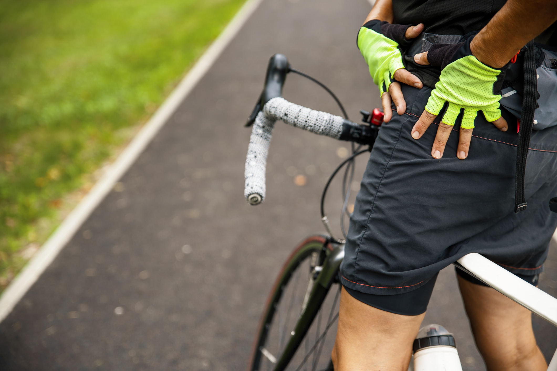 Haben Sie Hüftprobleme? Ortho Rychenberg bietet massgeschneiderte Orthopädie.Telefon 052 213 22 77